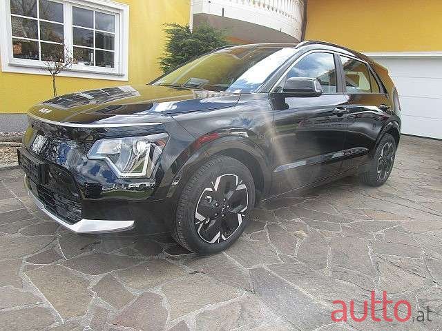 2022' Kia Niro photo #1