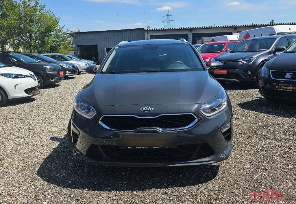 2020' Kia Ceed photo #3