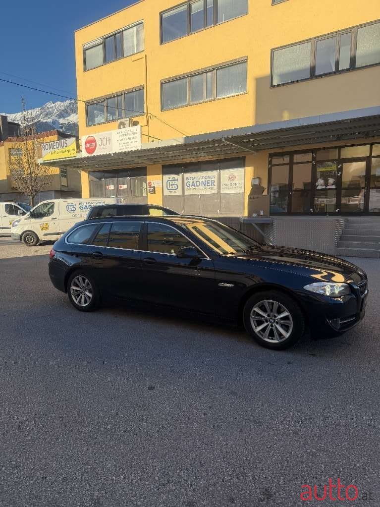 2013' BMW 5Er-Reihe photo #6